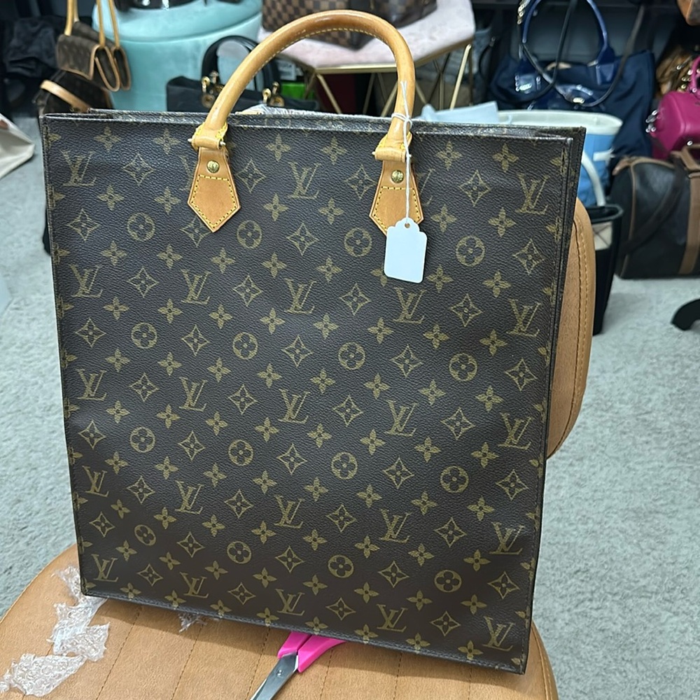 LV Sac Plat